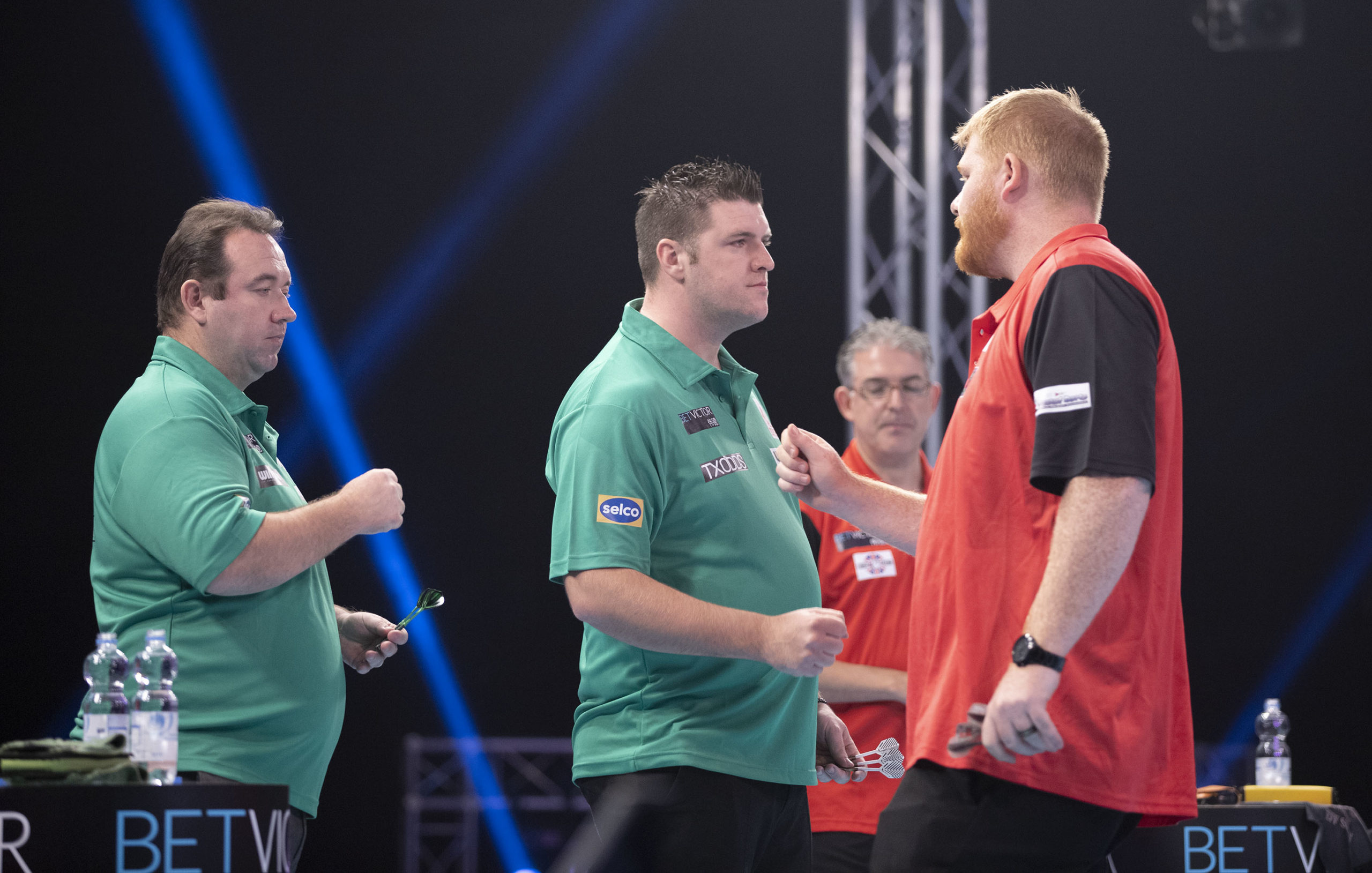 Day one of World Cup of Darts sees two seeds crash out