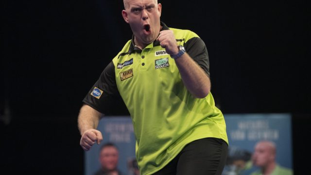 Van Gerwen storms through on day two of Grand Slam