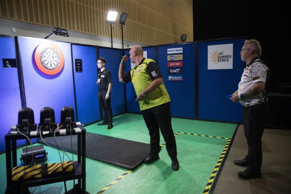 How To Watch The PDC Super Series