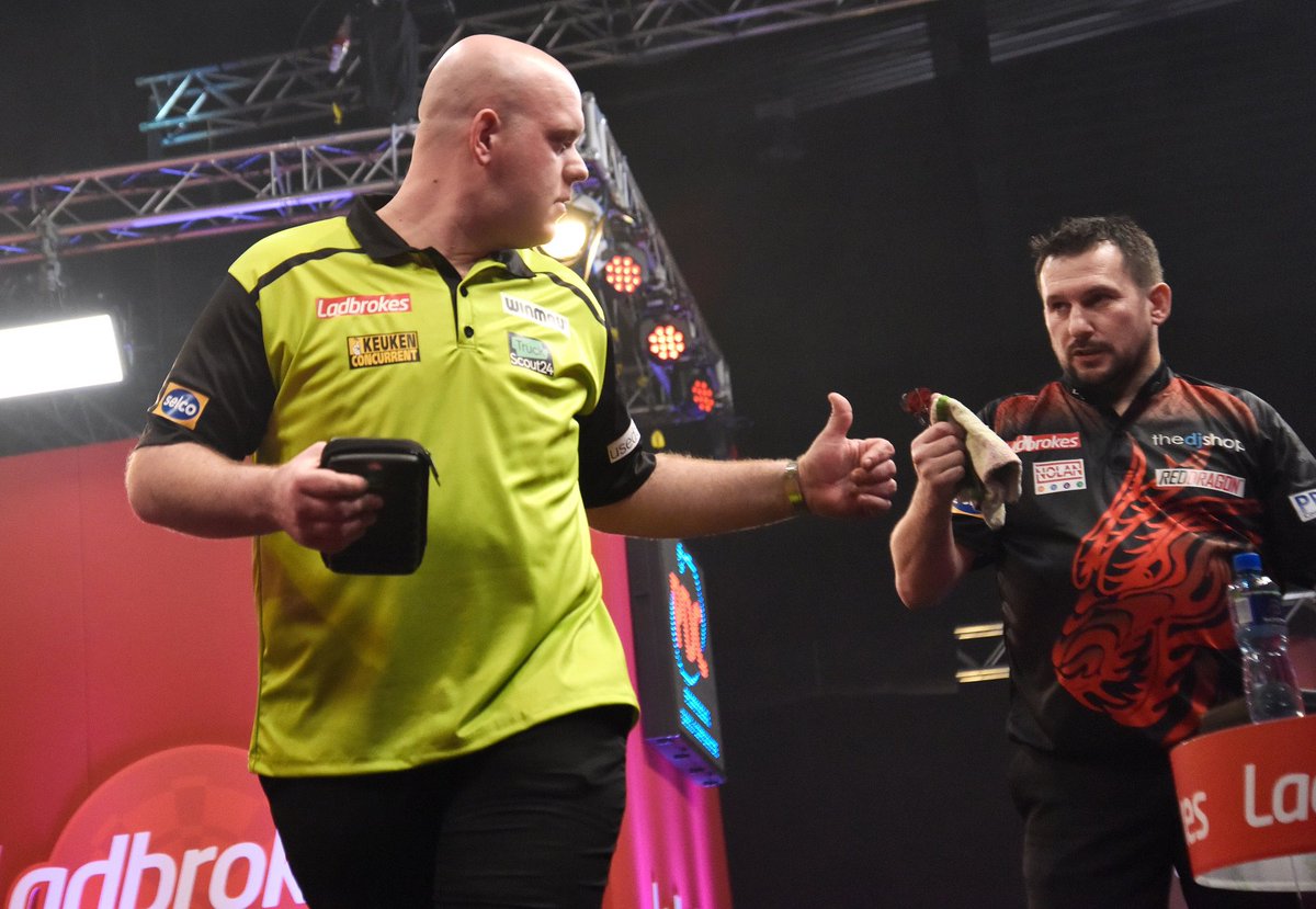 Clayton knocks out Van Gerwen on day two of The Masters