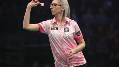 Van-Leuven and Sherrock share the spills on Day One of the 2024 PDC Women’s Series