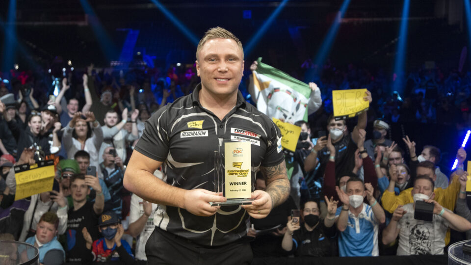 Price reigns in Riesa again and denies Wright world number one ranking