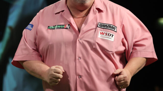 Peter Manley sets up Taylor Showdown on night one of the Jennings Bet World Seniors Darts Championship