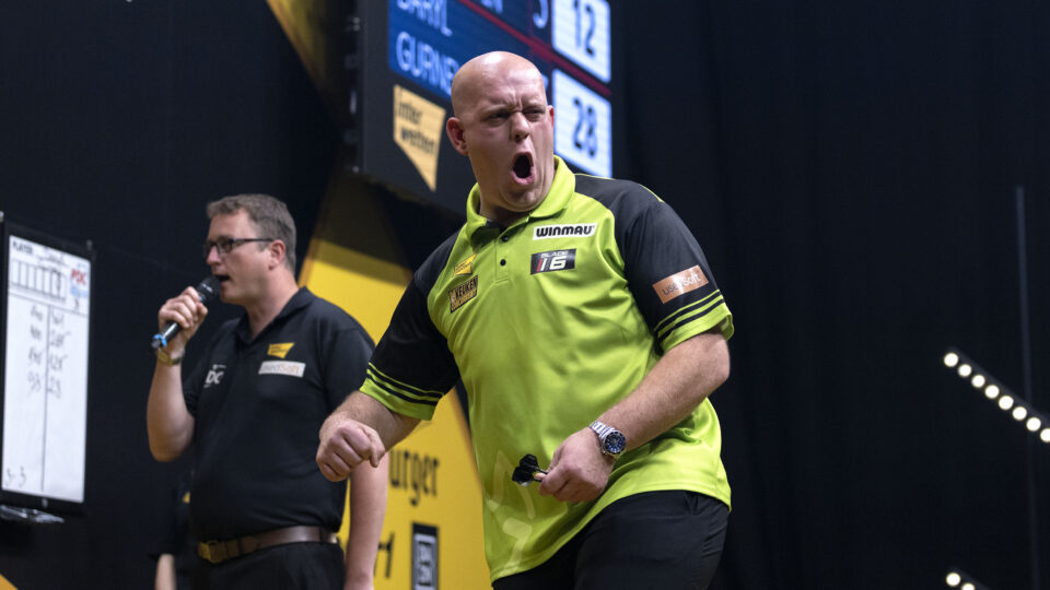 Van Gerwen dazzles but Wright dumped out on day 2 of the European Darts Open