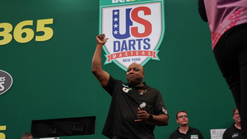The US Darts Masters Day 1 Roundup as Gates lights up the Big Apple