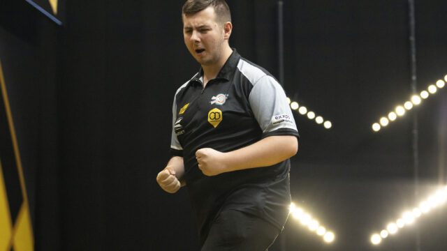 Noppert falls on day one in Trier