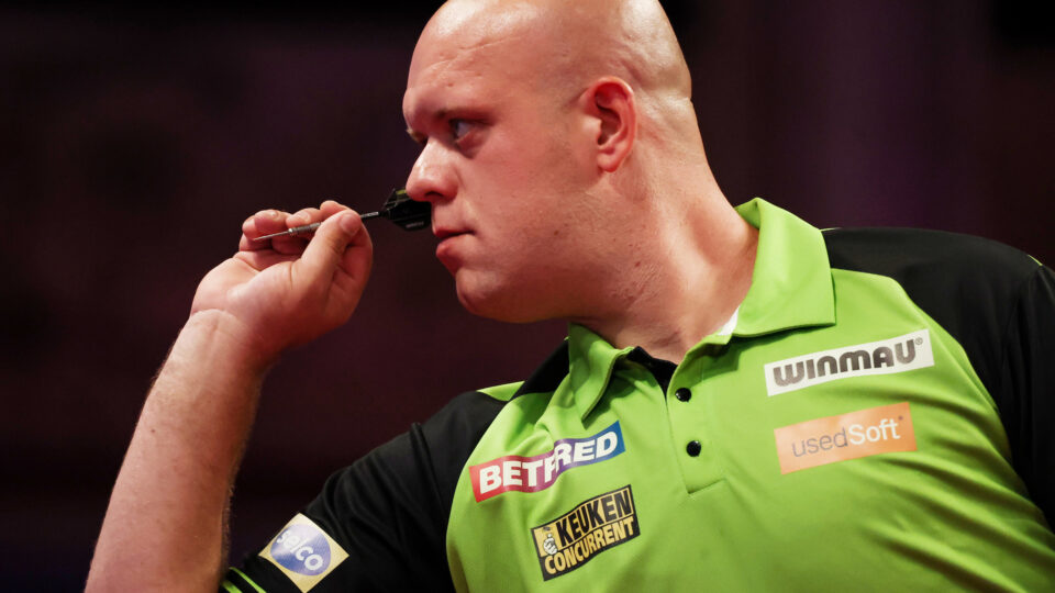 Michael van Gerwen on returning from surgery at the Matchplay, “ It was a big risk for me of course. I didn’t have a choice”