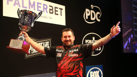 Classy Clayton wins the New South Wales Darts Masters 