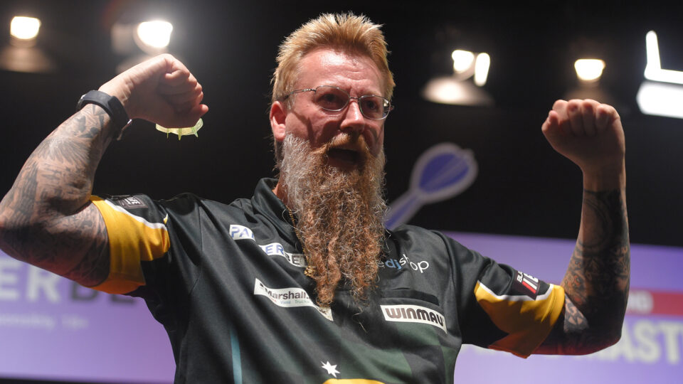 Whitlock and Puha star on day one – The Queensland Darts Masters Round Up