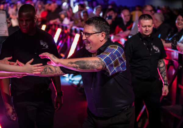 Gary Anderson bids. to end 7-year self-exile from the European Tour