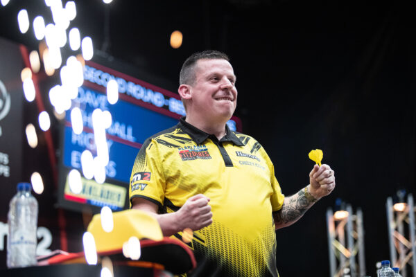 Anderson and van Gerwen shine on day two of the Belgian Darts Open