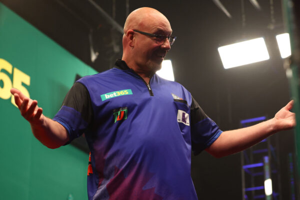 Smith and Wright stunned in the opening round at the US Darts Masters 