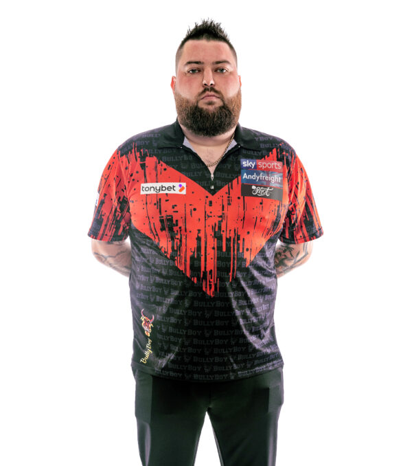 Michael Smith leaves Unicorn and signs for Shot 