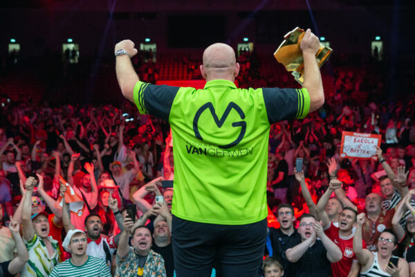 Sensational van Gerwen wins the inaugural Poland Darts Masters 
