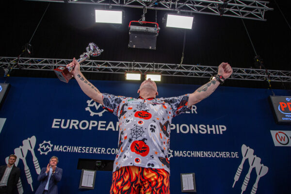 Wonderful Wright wins the European Championship 
