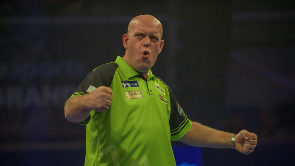 Van Gerwen fires a message to anyone who thinks of taking his World Grand Prix crown “It’s not going to happen. I’m going to smash them all!”