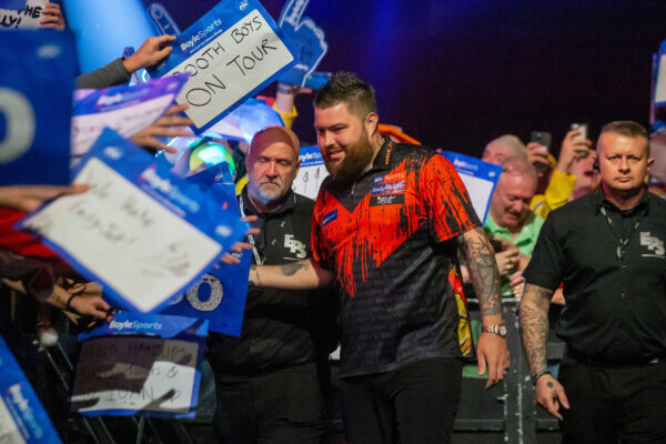 Michael Smith sends a message to everyone as the season hots up “  I