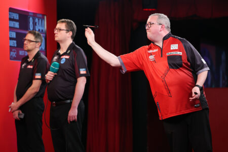 Stephen Bunting playing at the 2024 UK Open