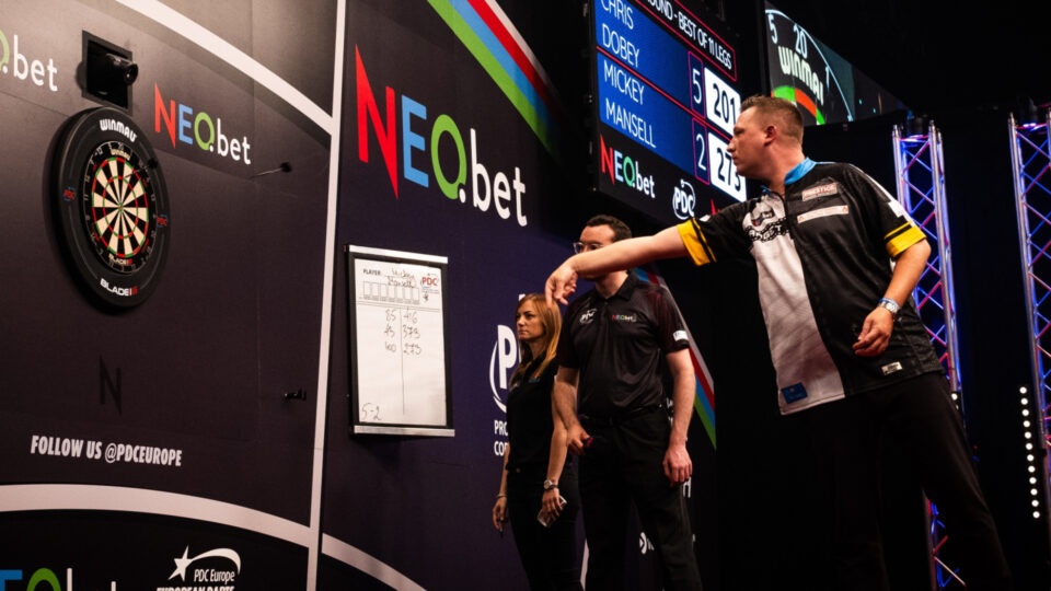 Dobey shines on day two at the German Darts Championship