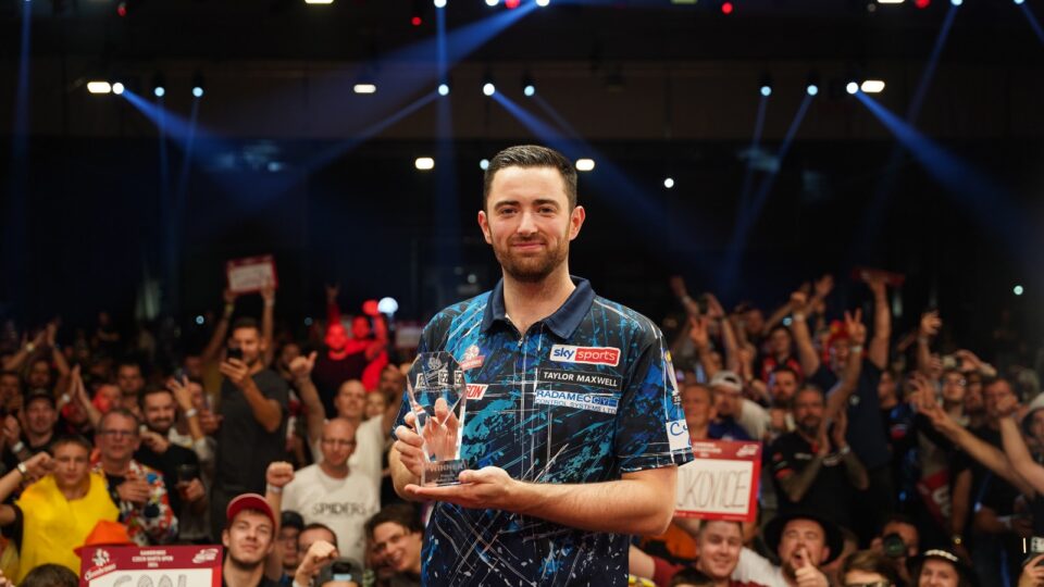 Sensational Humphries rounds off 2024 European Tour in style storming to his second Czech Darts Open title
