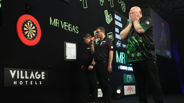 Lukeman and Mansell book a date in the semi-finals as the drama continues at the Grand Slam of Darts 