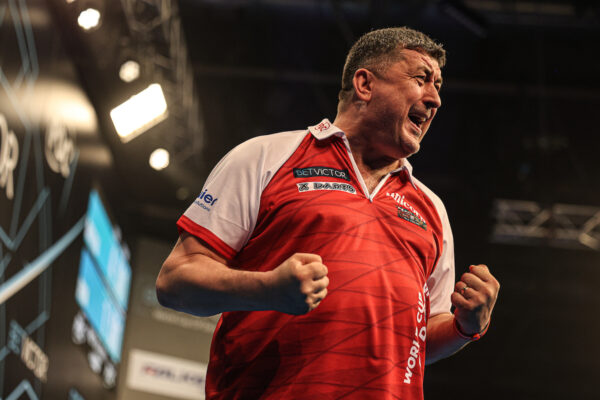 The Netherlands dominate on day one of the World Cup of Darts The Netherlands dominate on day one of the World Cup of Darts