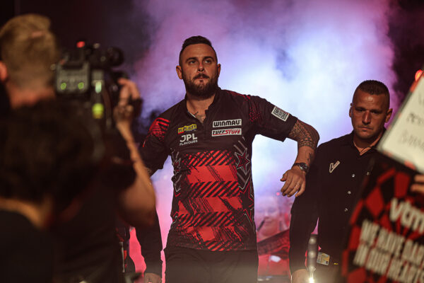 Belgian Stars Light Up Opening Day of Flanders Darts Trophy 