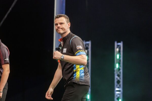 De Graaf Makes History with First PDC Ranking Title at Players Championship 24