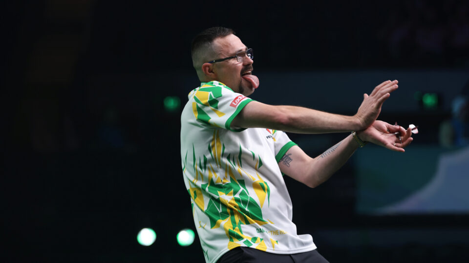 Heta and Rock Shine in Wollongong as the PDC Stars are untouchable at the Australian Darts Masters