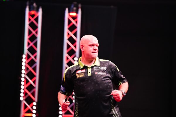 Van Gerwen Reminds The World He Van Gerwen Reminds The World He