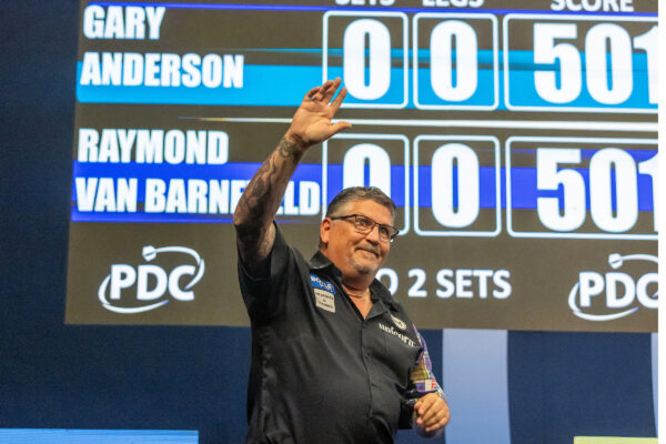 Humphries Opens World Grand Prix Title Bid with Confident Win as Anderson Edges Van Barneveld