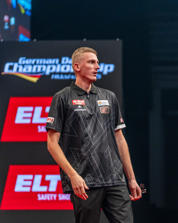 Dutch delight in Hildesheim with five Dutch progressing as Nathan Aspinall books his place in the second round