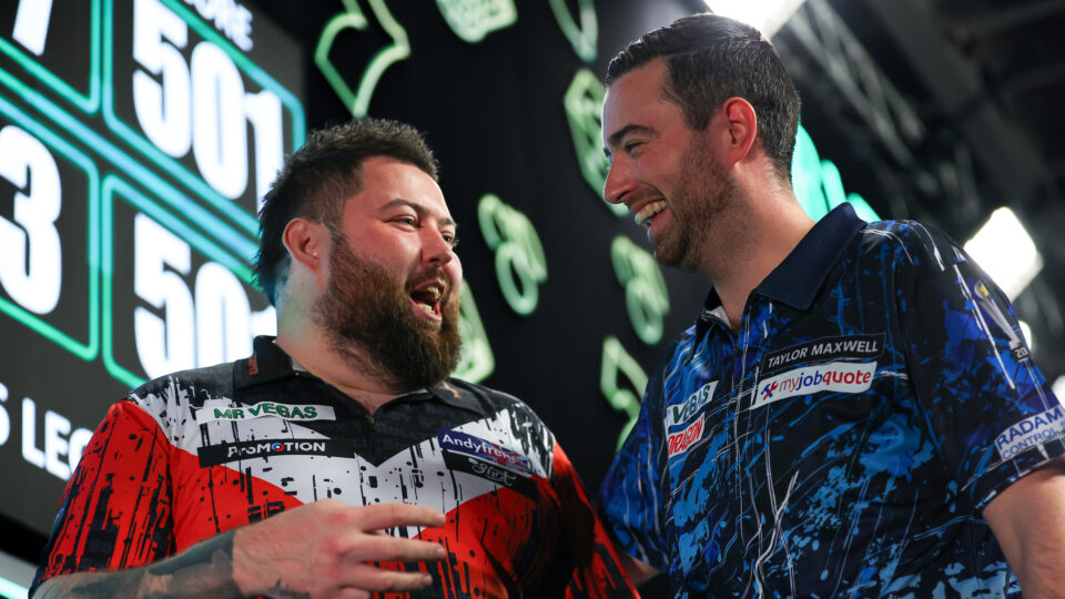 Luke Humphries and Gerwyn Price advance to the semi-finals of the Grand Slam of Darts