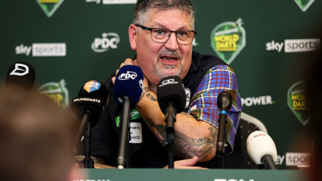 Gary Anderson fires back at Adam Hunt’s mind games “Okay, nah, it’s not going to go well”