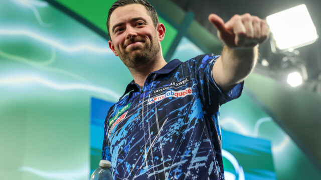 Humphries and Anderson battle to victory at World Darts Championship