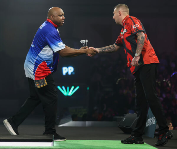 Humphries Cruises Past Lim as Van Veen Stars on Day 12 at World Darts Championship Humphries Cruises Past Lim as Van Veen Stars on Day 12 at World Darts Championship