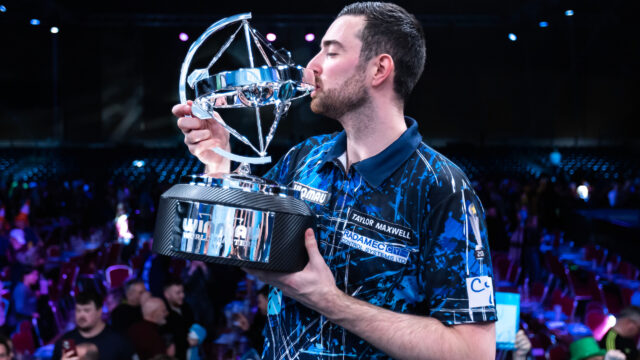 Humphries starts Winmau World Masters title defence against Chisnall