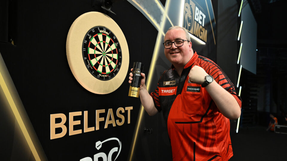 Stephen Bunting goes mental in Belfast after Rock nails a 9-dater on home soil 