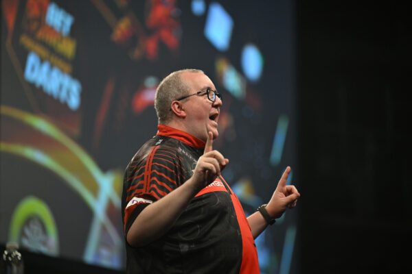  Stephen Bunting goes mental in Belfast after Rock nails a 9-dater on home soil 