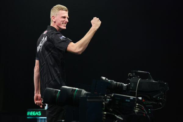 Flawless Wessel Nijman stops relentless Gerwyn Price to win Players Championship 2 