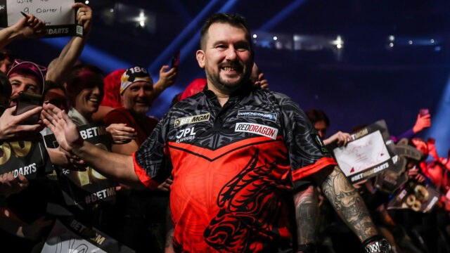 Clayton wins second night of 2026 Premier League Darts