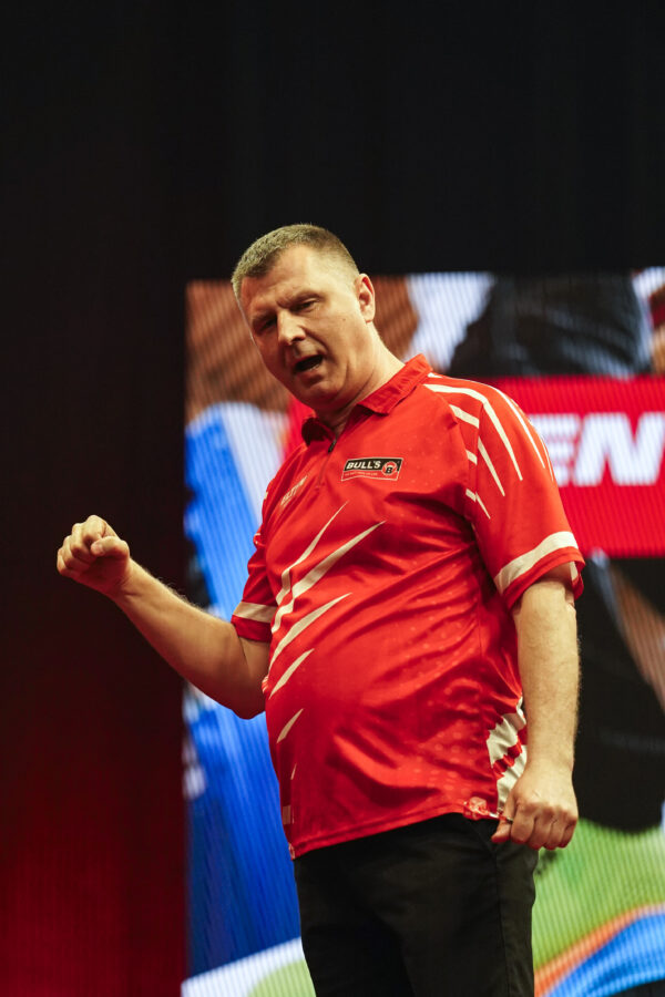 Kevin Doets stars on day one of the European Darts Trophy shattering the record average 