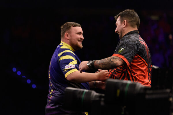 London is calling for Jonny Clayton after his fourth Premier League win and he stops Luke Littler again 