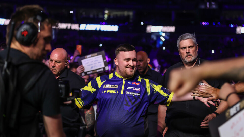 Luke Littler wins dramatic 2026 Premier League Darts Final