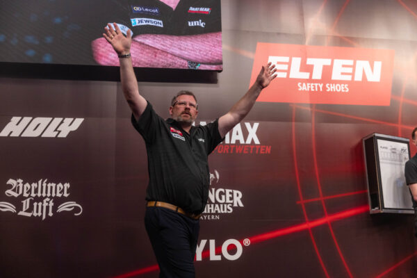 Michael Van Gerwen struggles on a drama-filled day two at the International Darts Open Michael Van Gerwen struggles on a drama-filled day two at the International Darts Open