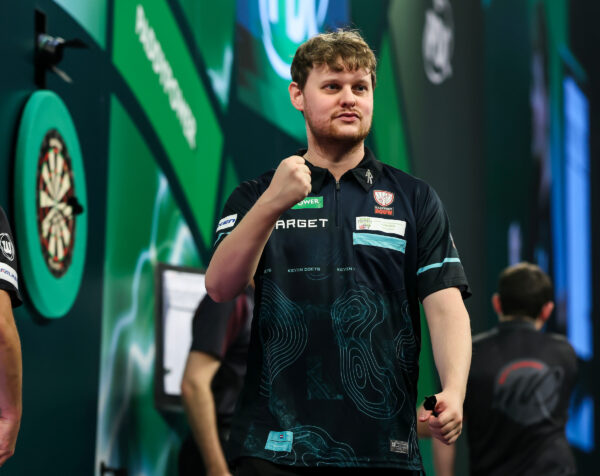 Kevin Doets ends the wait for his maiden PDC ranking title to claim Players Championship 13 Kevin Doets ends the wait for his maiden PDC ranking title to claim Players Championship 13