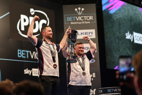 Littler And Humphries Lead England To World Cup Glory With Dominant Frankfurt Triumph Littler And Humphries Lead England To World Cup Glory With Dominant Frankfurt Triumph