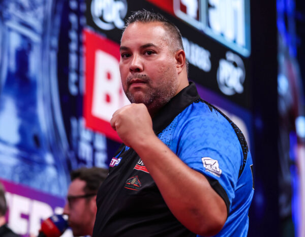 Jermaine Wattimena holds off Doets to claim third Players Championship title Jermaine Wattimena holds off Doets to claim third Players Championship title
