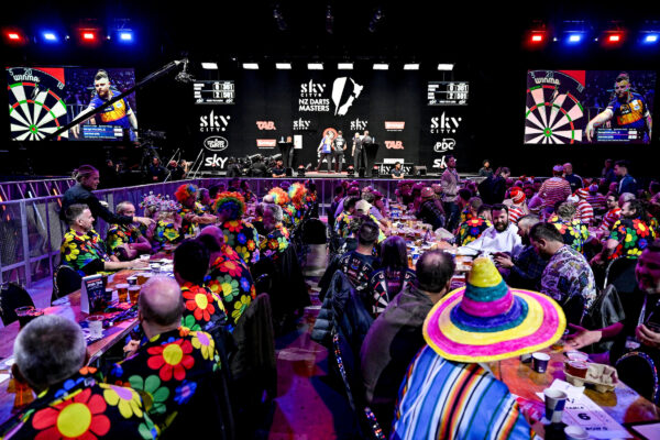 New Zealand Darts Masters: Van Veen Headlines Stacked Auckland Field as Heta and Robb Set for Opening Night Battle New Zealand Darts Masters: Van Veen Headlines Stacked Auckland Field as Heta and Robb Set for Opening Night Battle