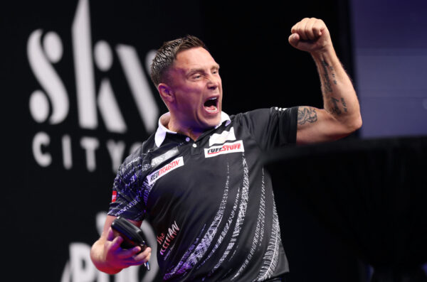Jonny Clayton wins in Auckland sealing victory at the New Zealand Darts Masters